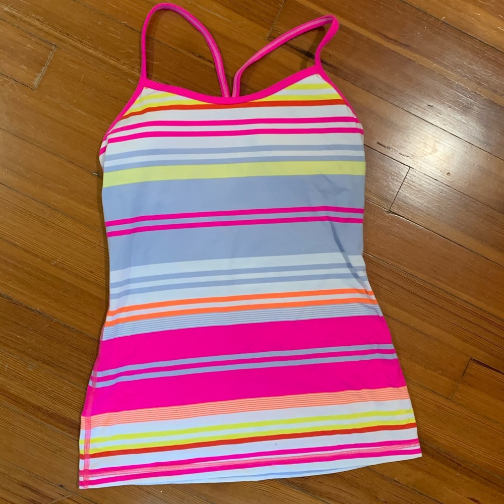 Lululemon y tank